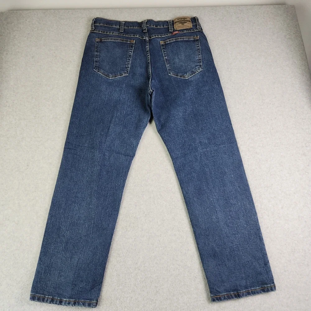 Wrangler Jeans Mens‎ 34x30 Blue Denim Medium Wash Super Stretch Straight Leg